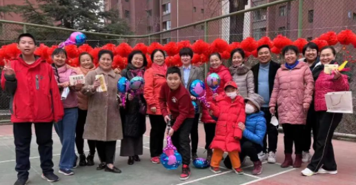 喜乐欢聚闹元宵 幸福美满家团圆